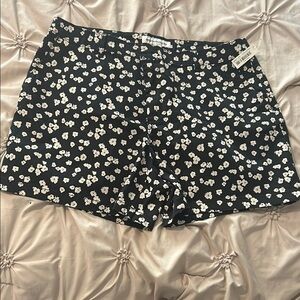 Amazon Essentials Black and White Floral Bermuda Shorts